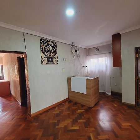 Готель Plant House Ruiru Екстер'єр фото
