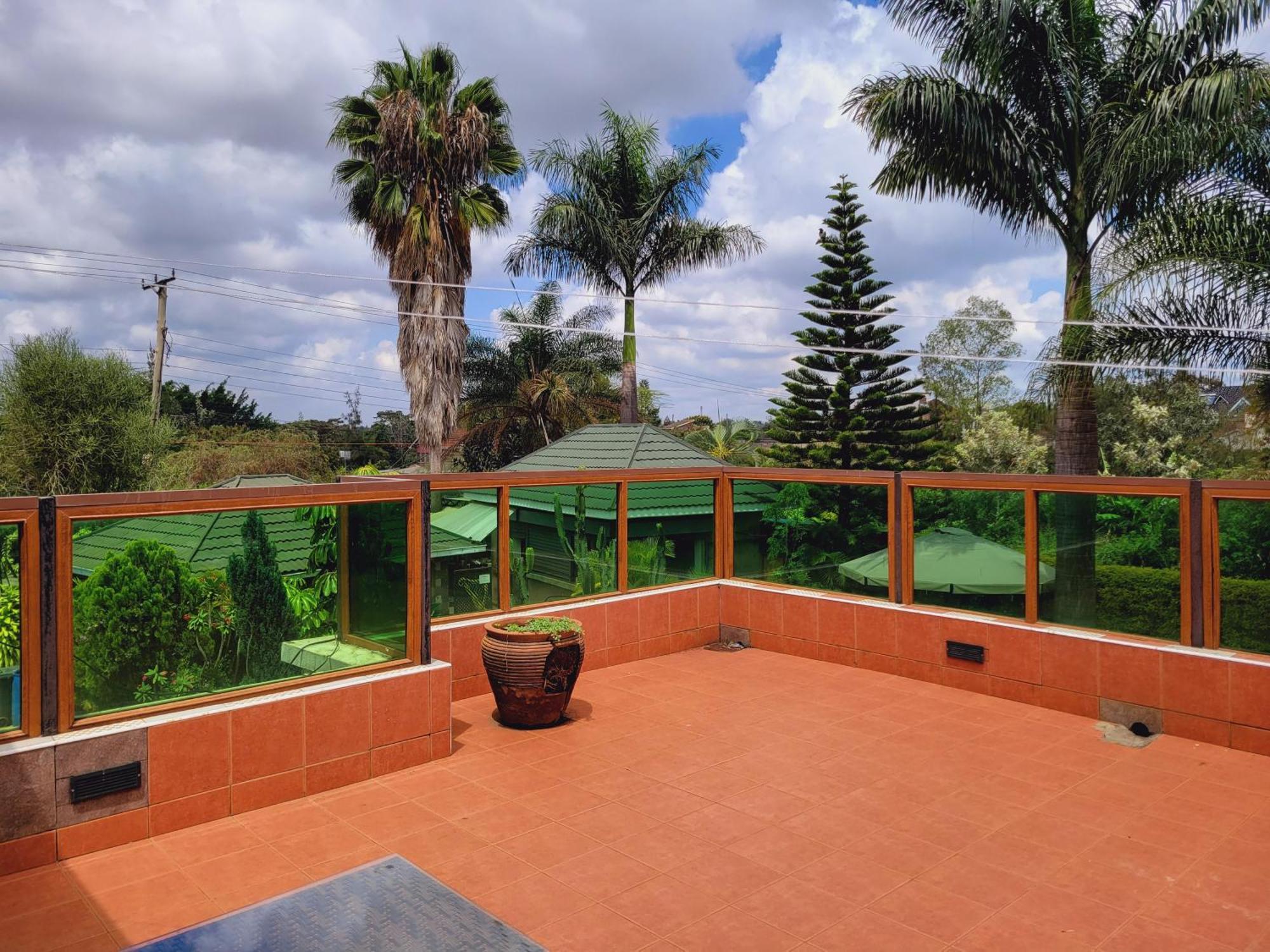 Готель Plant House Ruiru Екстер'єр фото